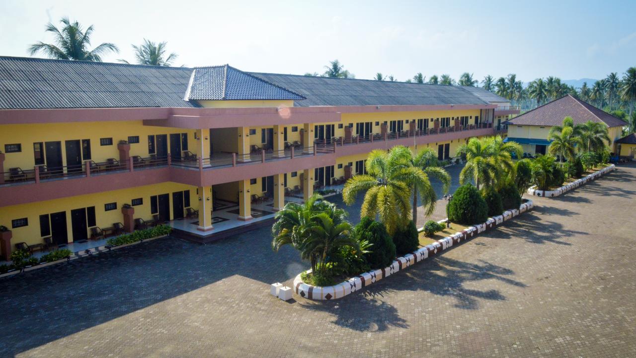 Uni Beach Hotel 판강다란 외부 사진